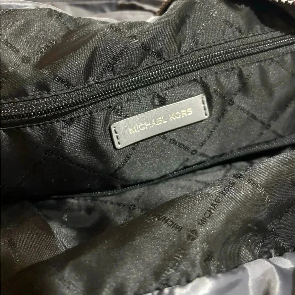 Michael kors Rae large heather gray nylon quilted  drawstring tote bag - Picture 7 of 14